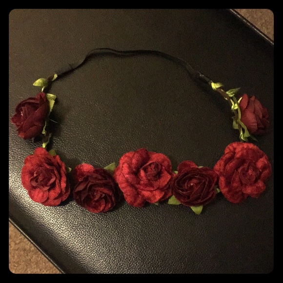 NWOT Red Rose Headband 🌹Flower Crown